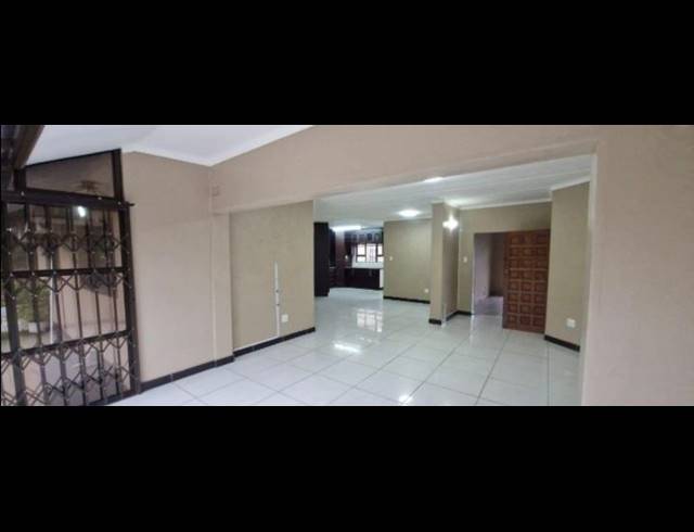 4 BEDROOM HOUSE FOR SALE IN ARBORETUM